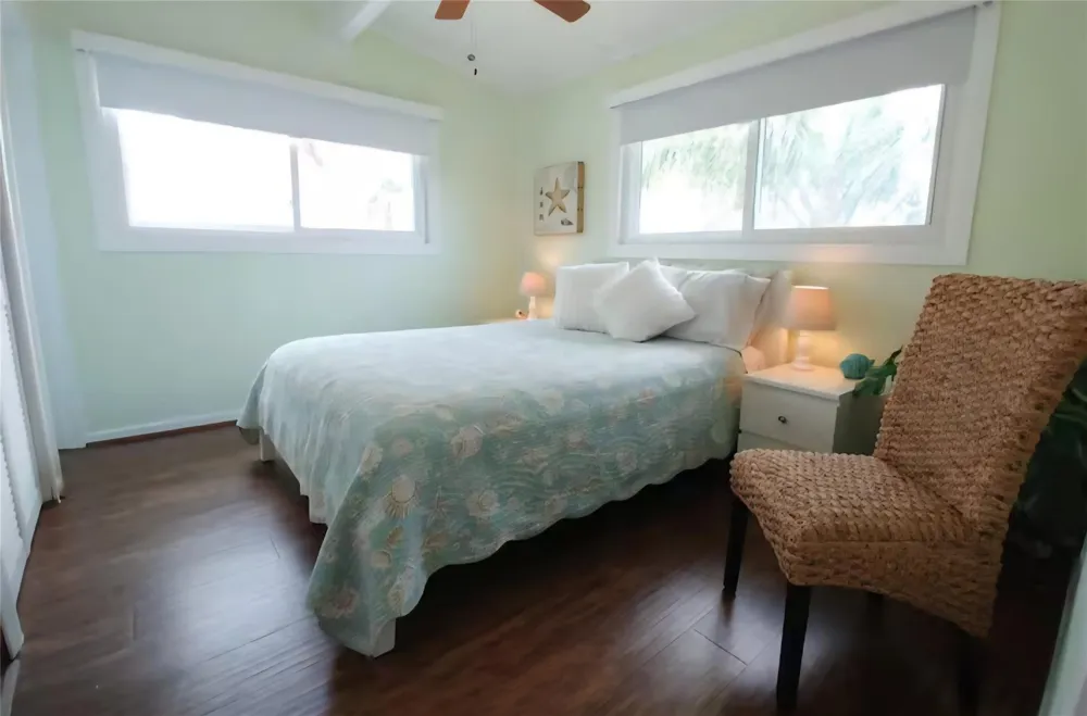 22201 Matagorda Drive Galveston, TX 77554