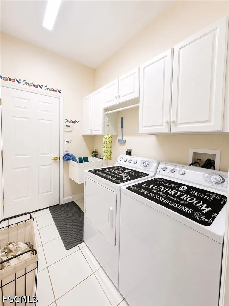 Summer Lake Court Fort Myers, FL 33907