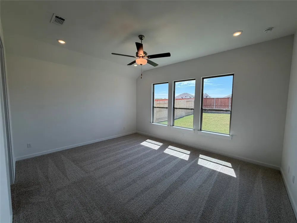 109 Statue Drive Liberty Hill, TX 78642