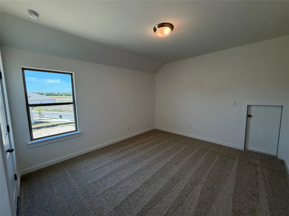 109 Statue Drive Liberty Hill, TX 78642