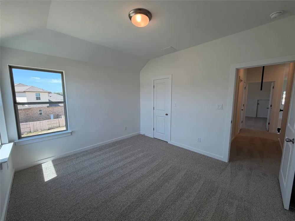109 Statue Drive Liberty Hill, TX 78642