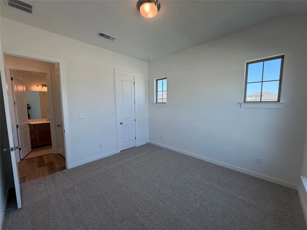 109 Statue Drive Liberty Hill, TX 78642