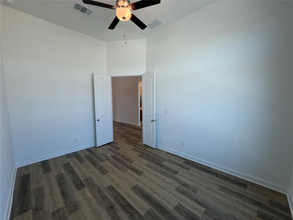 109 Statue Drive Liberty Hill, TX 78642
