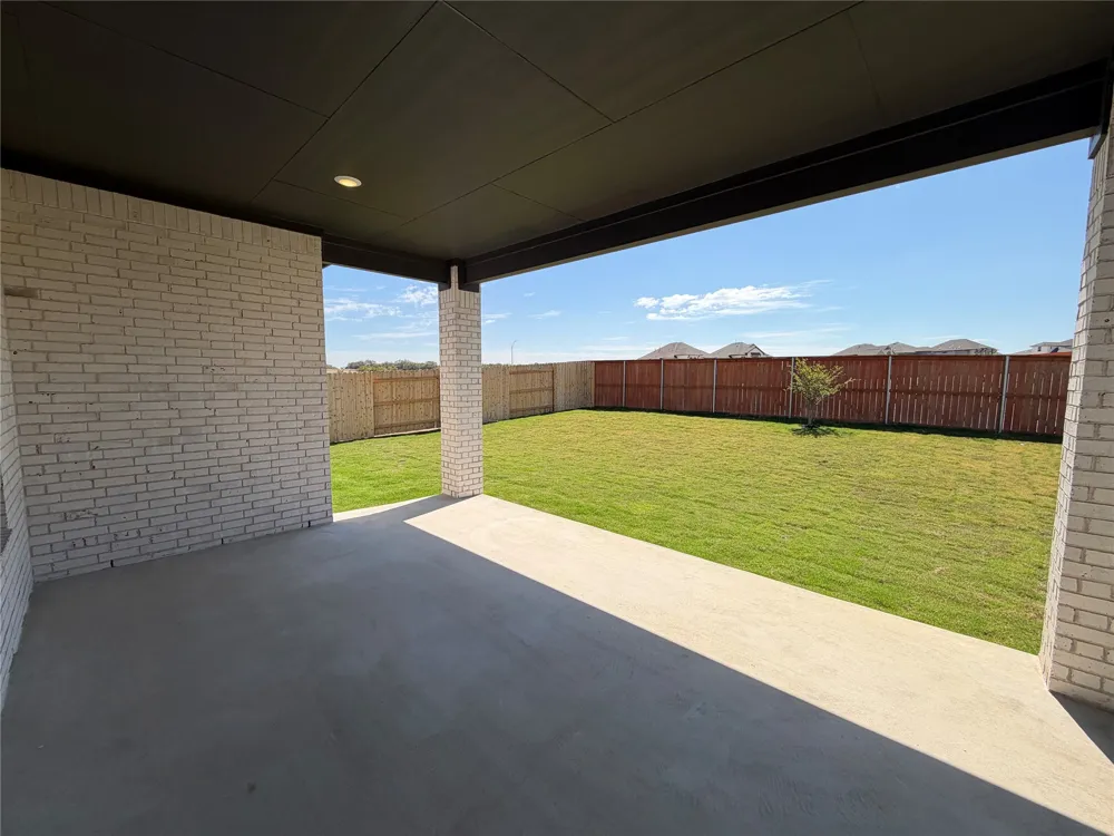 109 Statue Drive Liberty Hill, TX 78642