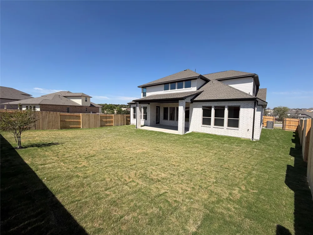 109 Statue Drive Liberty Hill, TX 78642