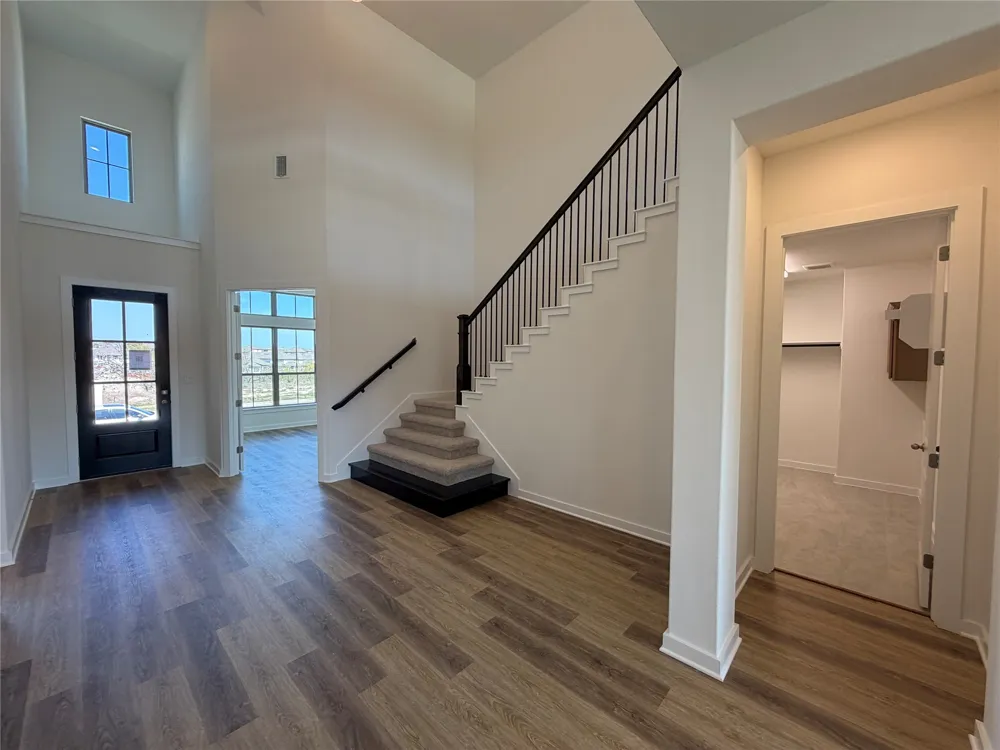 109 Statue Drive Liberty Hill, TX 78642