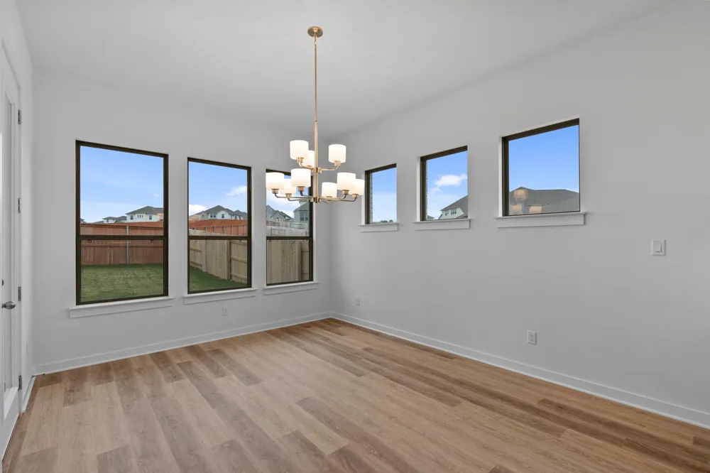 109 Statue Drive Liberty Hill, TX 78642