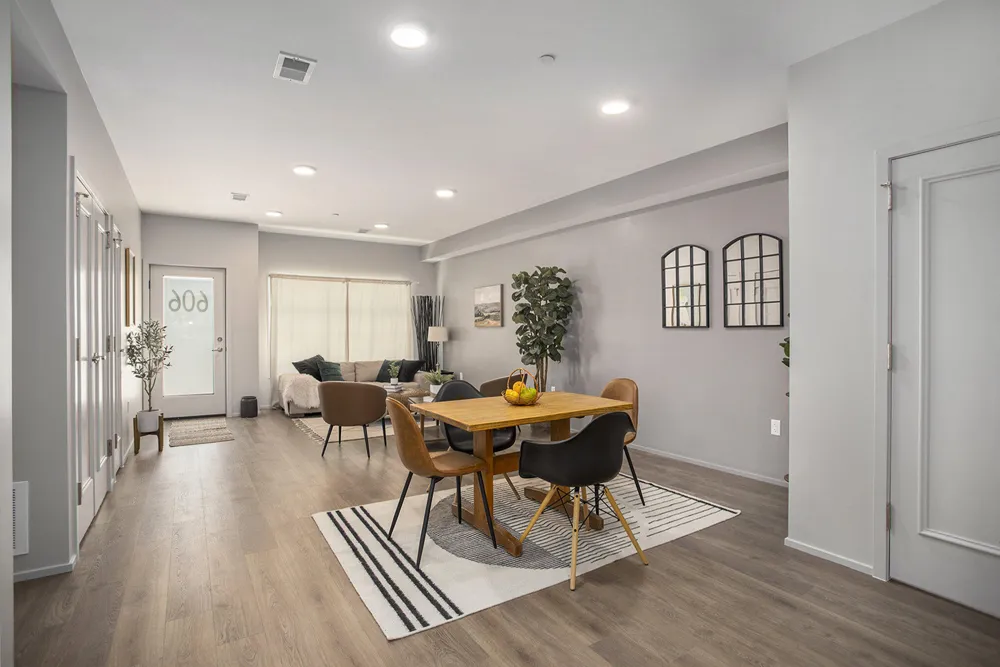 608 Southworth Terrace Kalamazoo, MI 49048