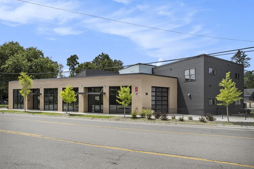 608 Southworth Terrace Kalamazoo, MI 49048