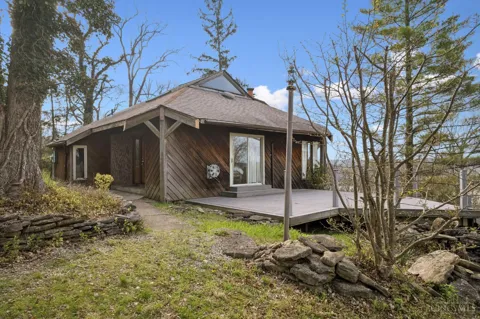 5323 Buck Run Road