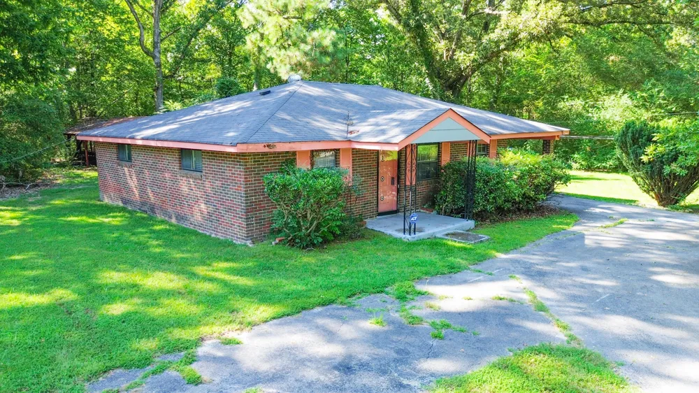 8014 Bork Memorial Drive Ooltewah, TN 37363