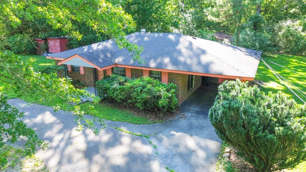 8014 Bork Memorial Drive Ooltewah, TN 37363