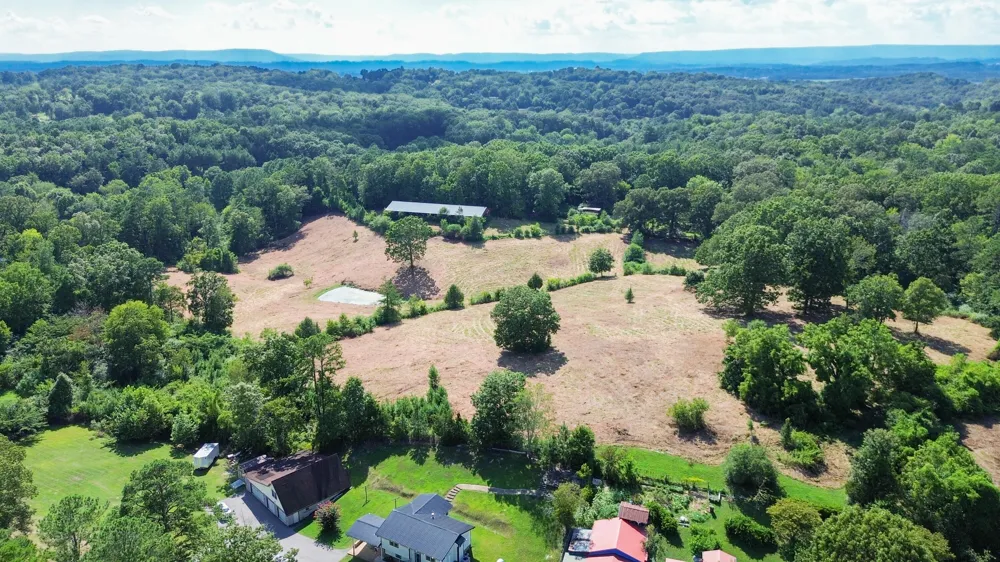8014 Bork Memorial Drive Ooltewah, TN 37363