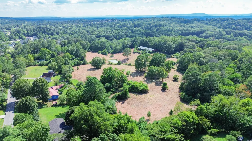 8014 Bork Memorial Drive Ooltewah, TN 37363