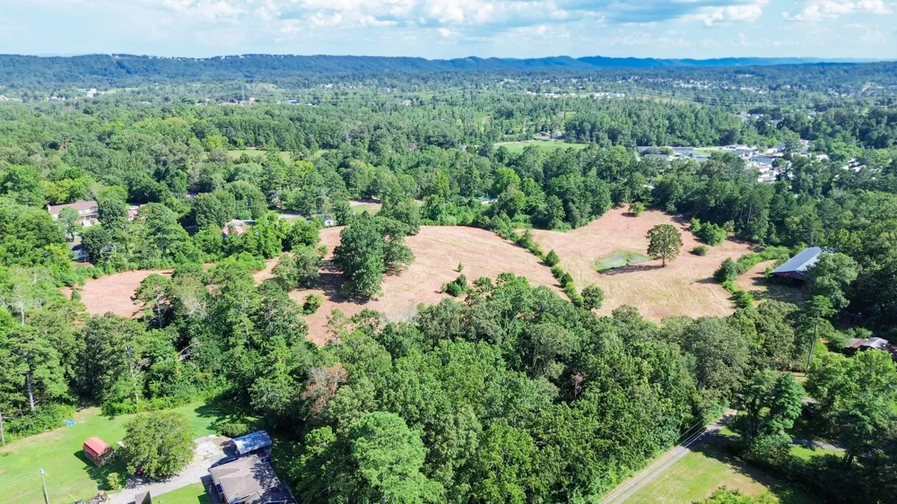 8014 Bork Memorial Drive Ooltewah, TN 37363