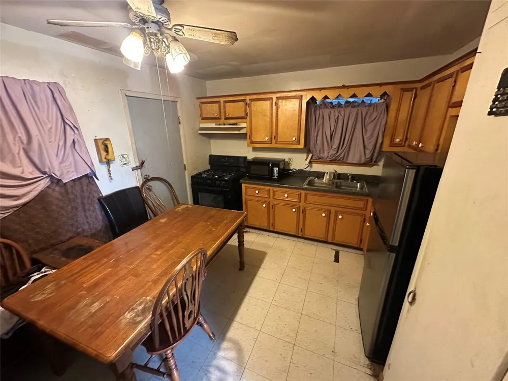 7001 Finch Street Houston, TX 77028