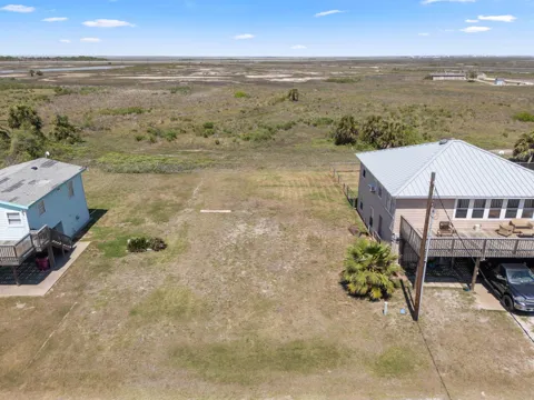 499 Beachfront Drive