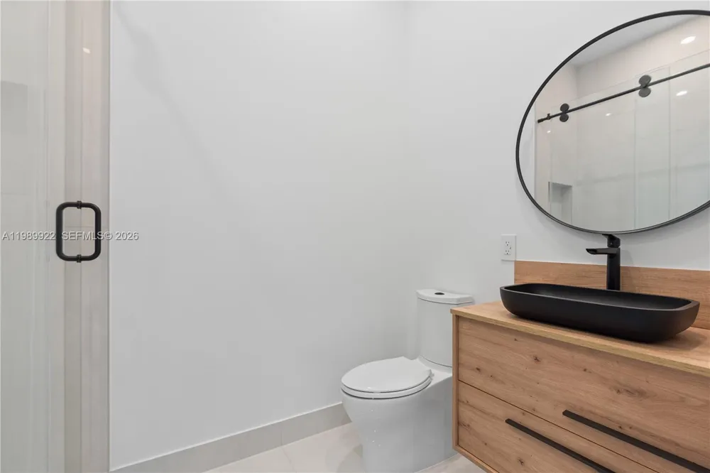 6221 SW 60th St South Miami, FL 33143