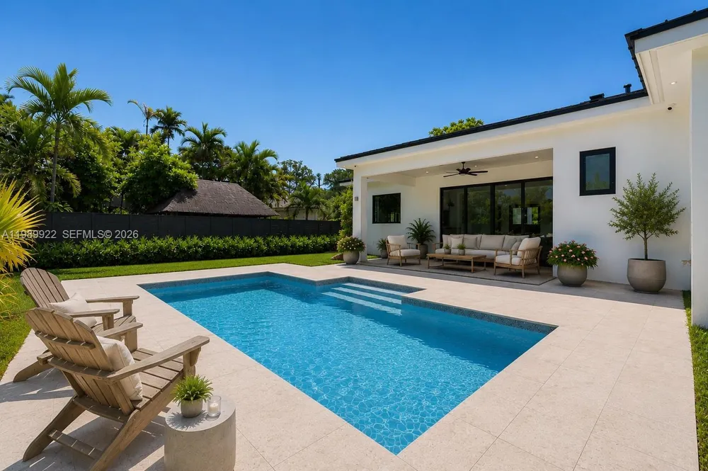 6221 SW 60th St South Miami, FL 33143