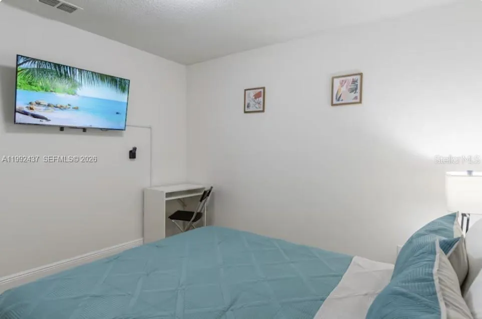 8622 Baylor Cir Orlando, FL 32817