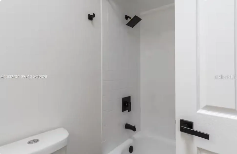 8622 Baylor Cir Orlando, FL 32817