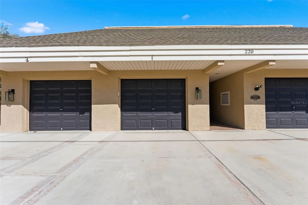 220 126TH AVENUE #1 Treasure Island, FL 33706