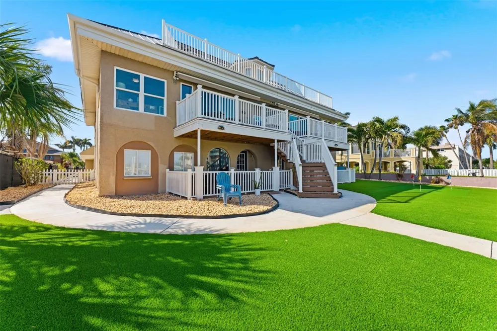 220 126TH AVENUE #1 Treasure Island, FL 33706