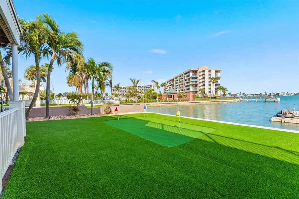 220 126TH AVENUE #1 Treasure Island, FL 33706