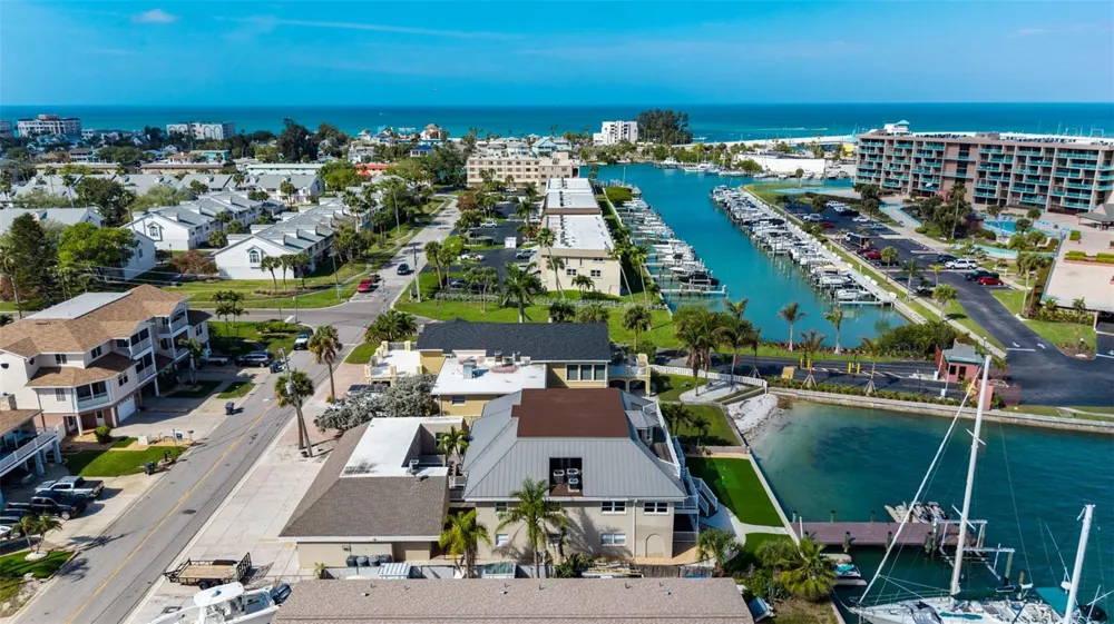 220 126TH AVENUE #1 Treasure Island, FL 33706