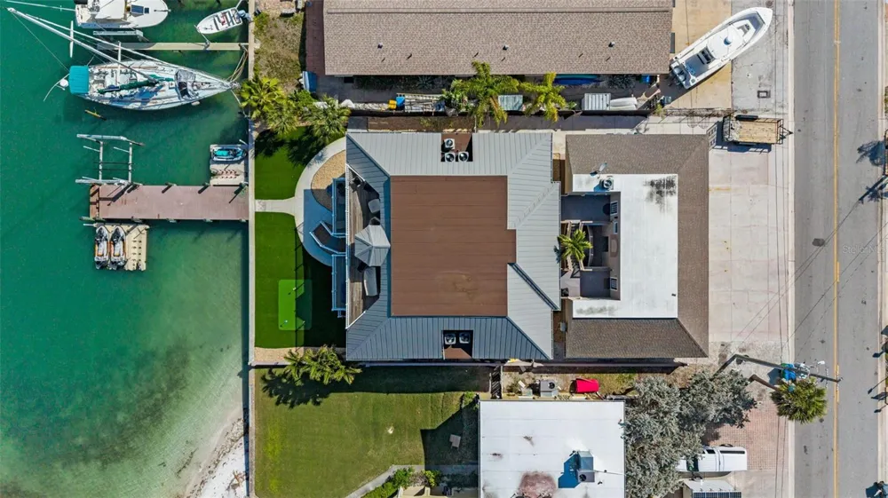 220 126TH AVENUE #1 Treasure Island, FL 33706