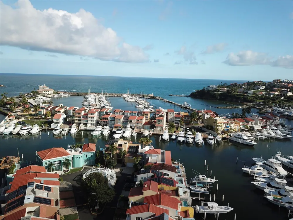 SAN MIGUEL 47 Humacao, PR 00791
