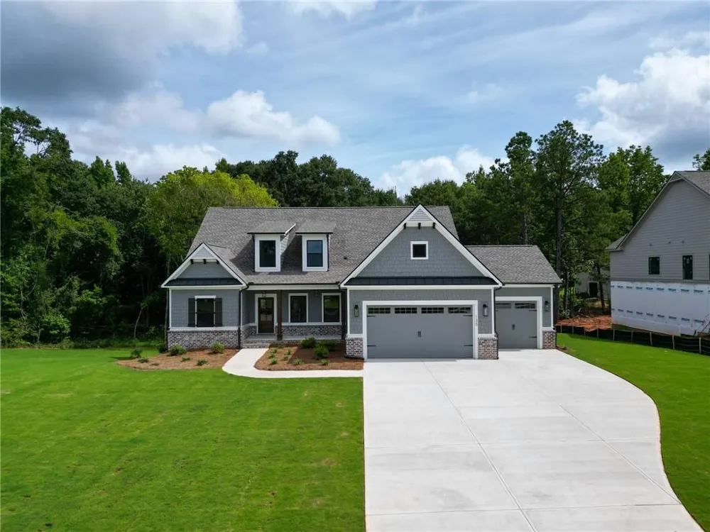 135 River Ridge Walk Monroe, GA 30656