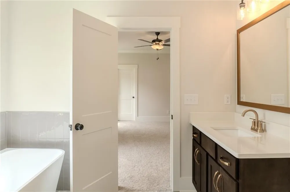 135 River Ridge Walk Monroe, GA 30656
