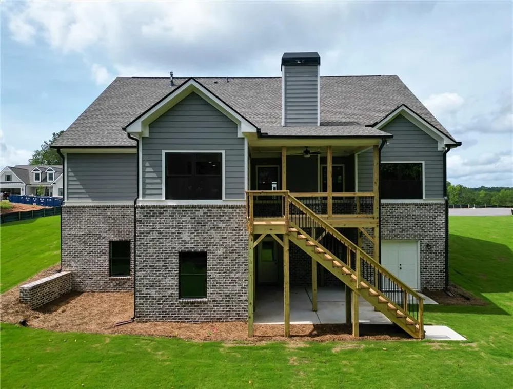 135 River Ridge Walk Monroe, GA 30656