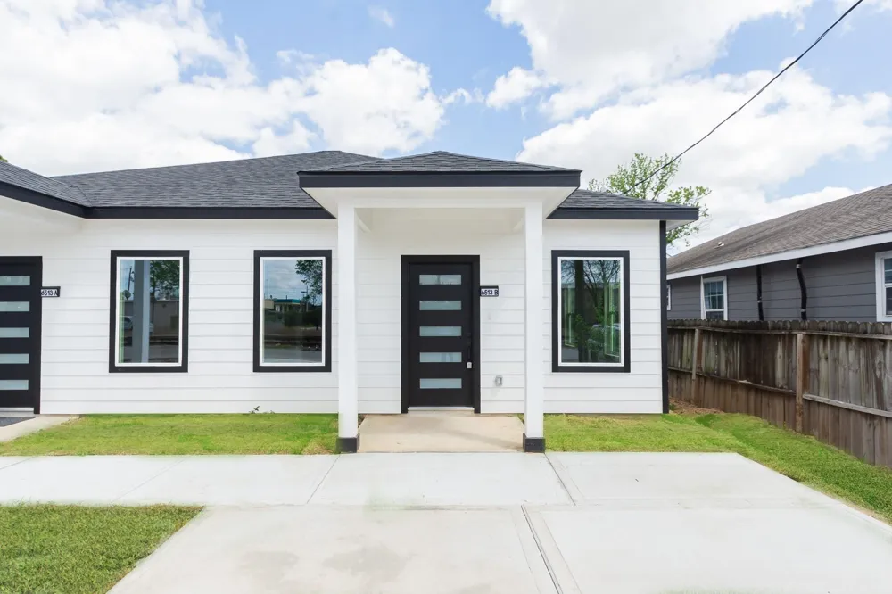 6513 Avenue B #B Houston, TX 77011