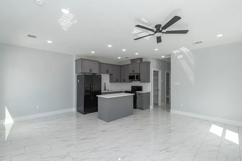 6513 Avenue B #B Houston, TX 77011