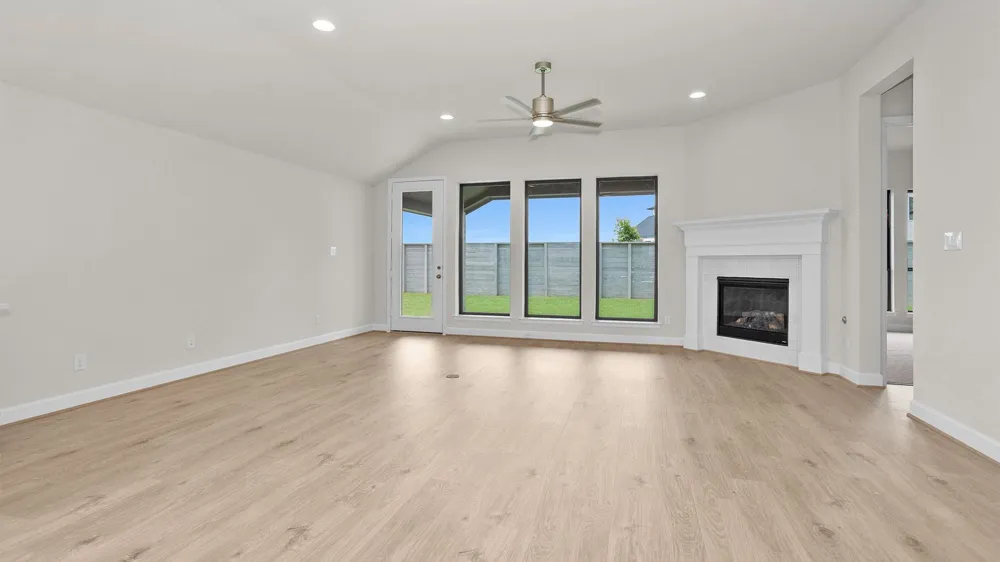 6734 Hillside View Lane League City, TX 77546