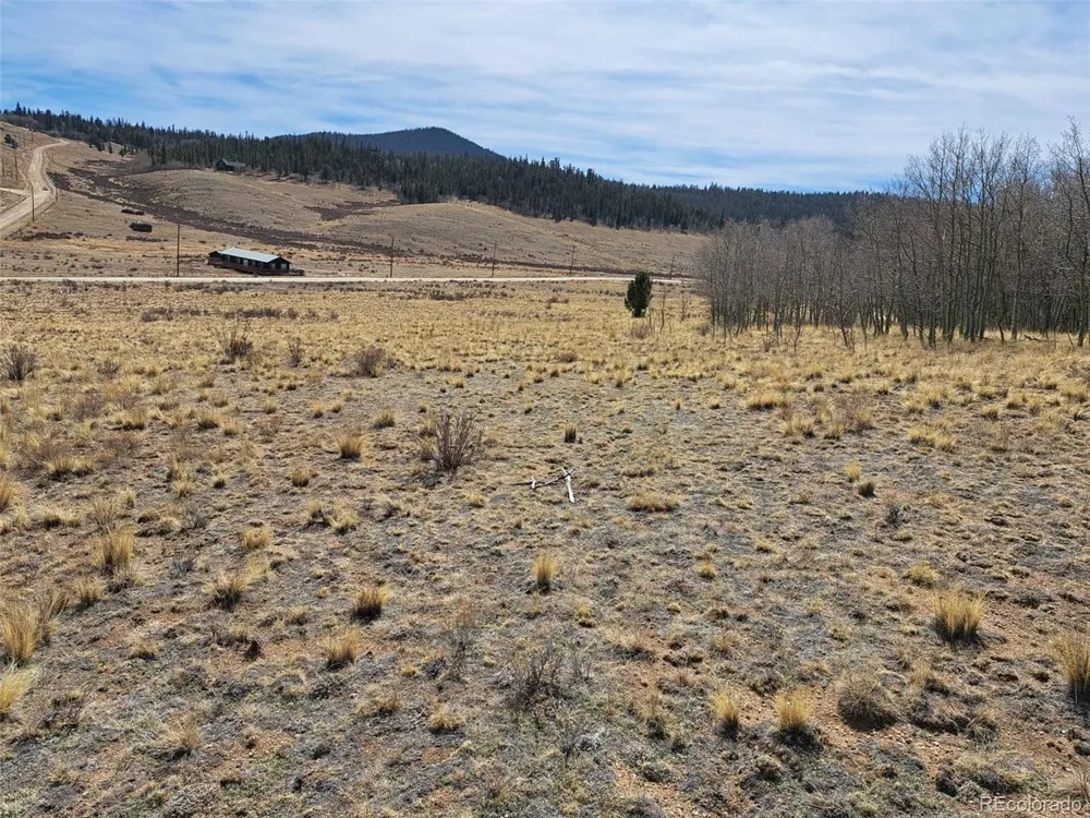 541 War Lane Como, CO 80432
