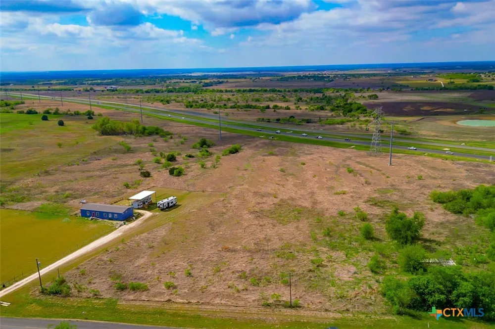 N Fm 2184 Rogers, TX 76569
