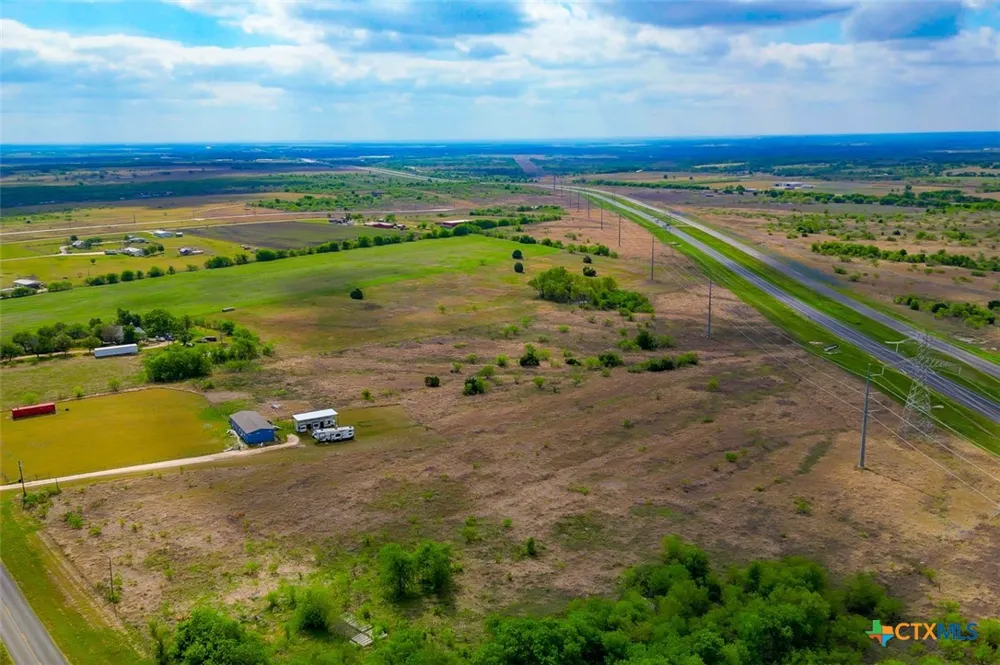 N Fm 2184 Rogers, TX 76569