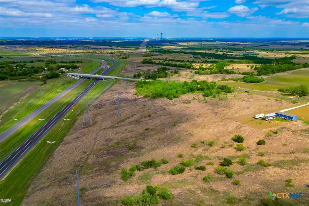 N Fm 2184 Rogers, TX 76569