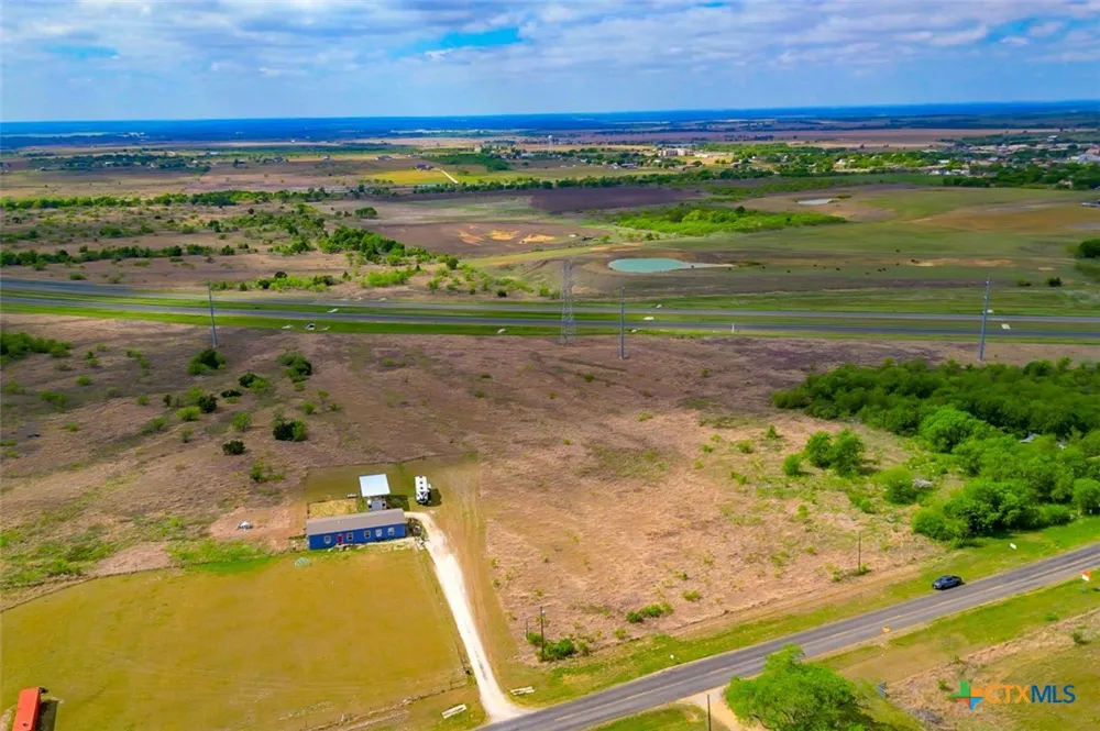 N Fm 2184 Rogers, TX 76569
