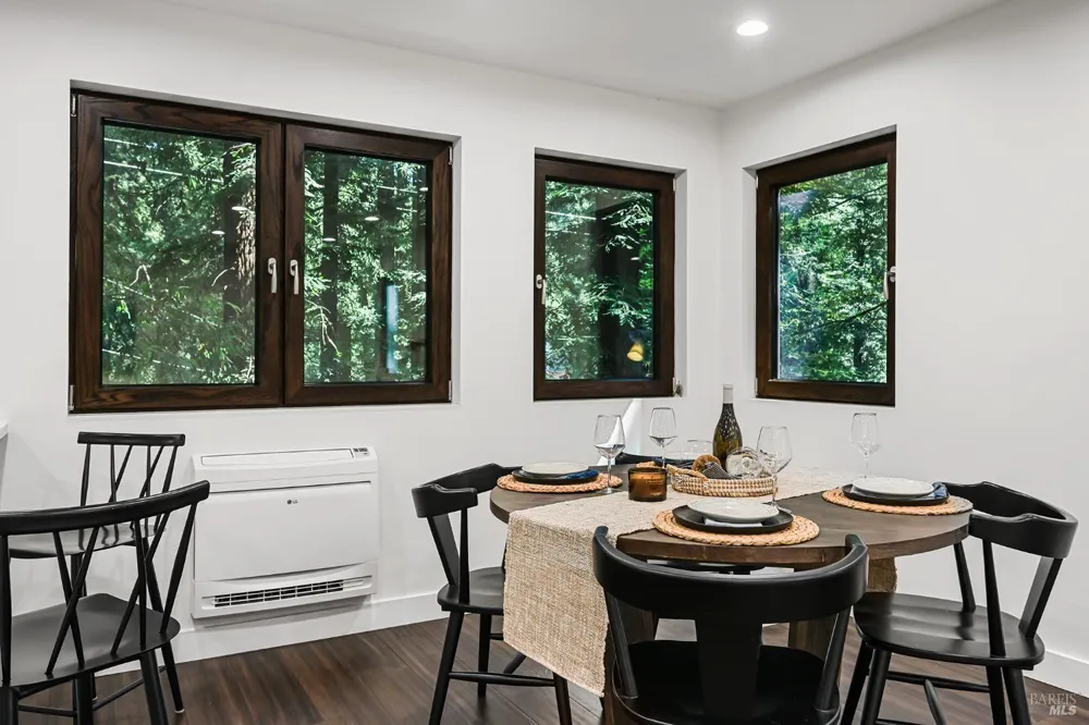 14685 Willow Road Guerneville, CA 95446