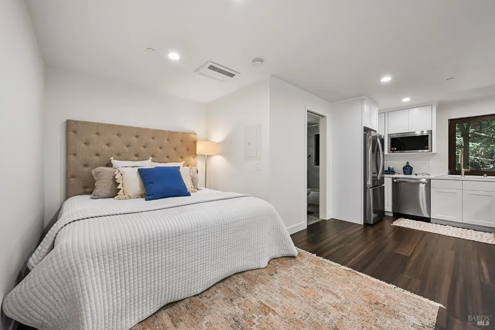 14685 Willow Road Guerneville, CA 95446