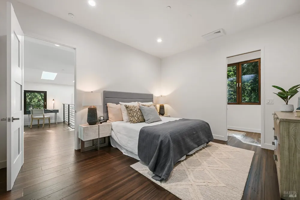 14685 Willow Road Guerneville, CA 95446