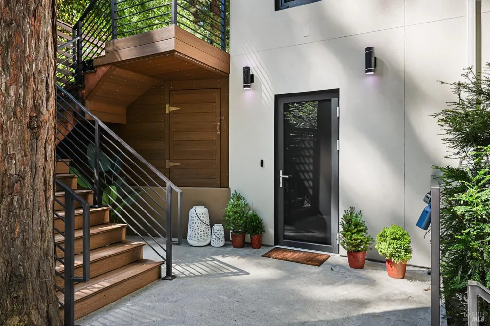 14685 Willow Road Guerneville, CA 95446