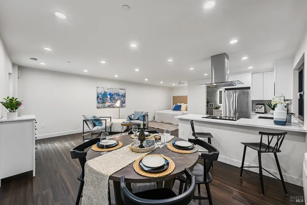 14685 Willow Road Guerneville, CA 95446