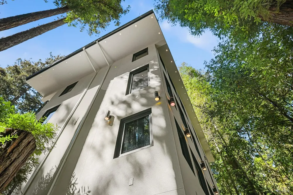 14685 Willow Road Guerneville, CA 95446