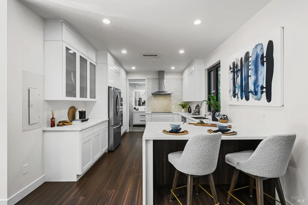 14685 Willow Road Guerneville, CA 95446