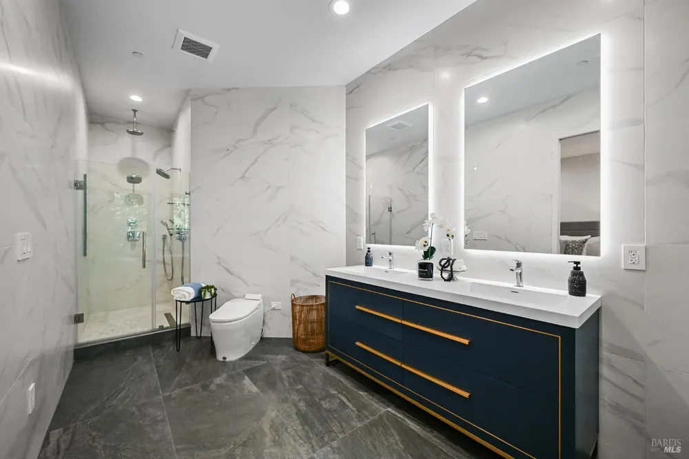 14685 Willow Road Guerneville, CA 95446